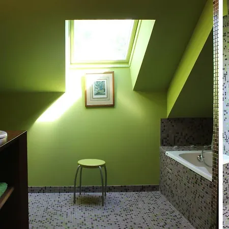 Le Cot A Partager Bed & Breakfast